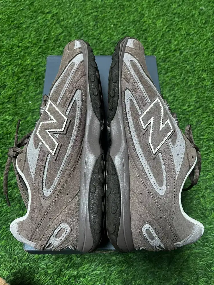 New Balance 204L Mushroom Arid Stone