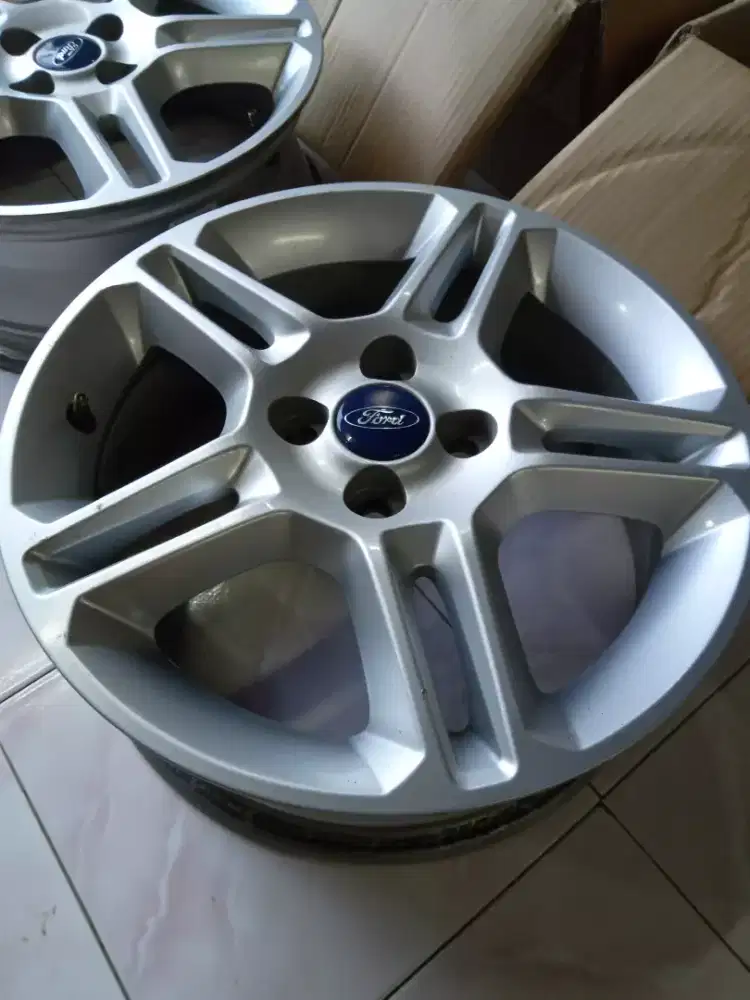 Velg Ford Fiesta 1.6 R16 DN48-37 FBA Asli