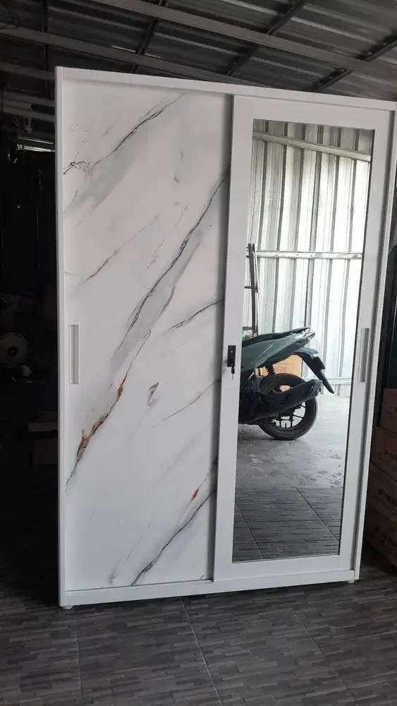PROMO LEMARI PAKAIAN BESI PINTU SLIDING GANTUNGAN 2 SALE TERLARIS