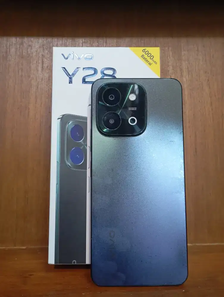 Handphone Vivo Y28