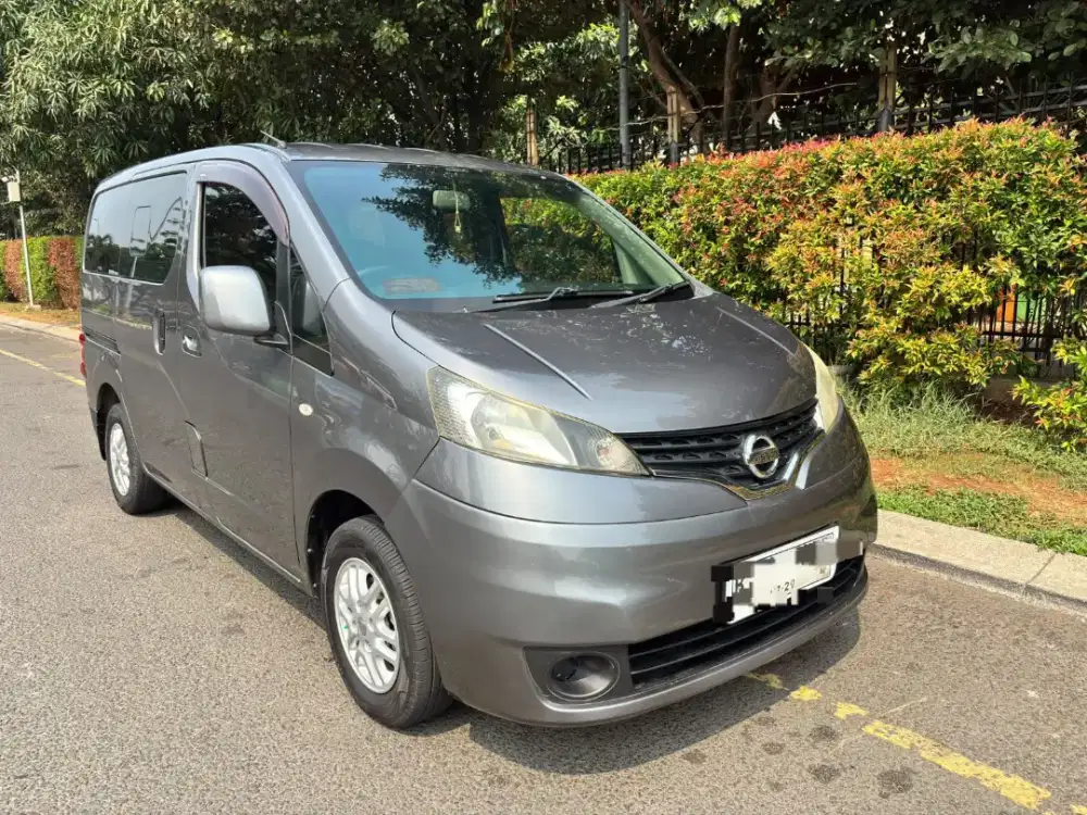 Nissan Evalia Sv At 2013