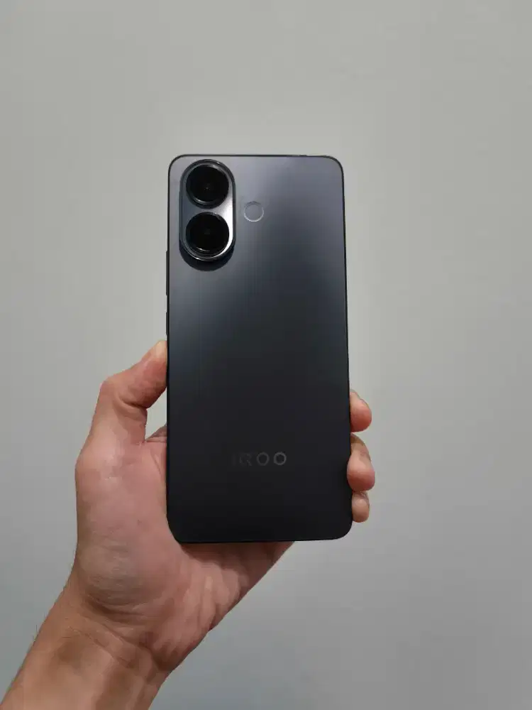 IQOO Z10R 5G 8/256GB GARANSI JANUARI 2027