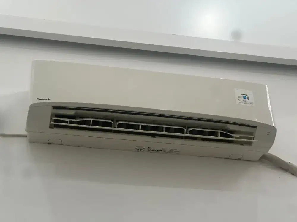 AC panasonic 2pk lengkap seperti baru