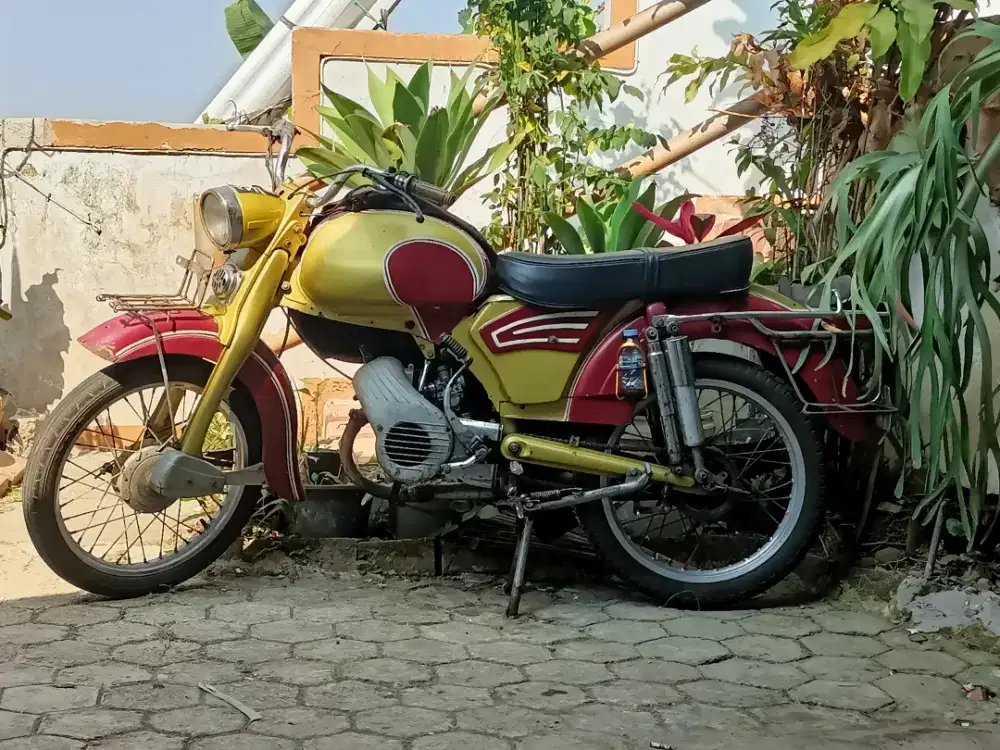 For sale motor antiq zundap ks50