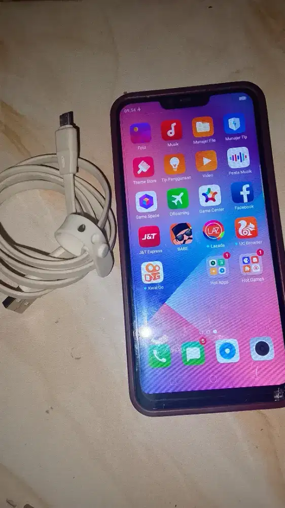 Oppo layar poni minus