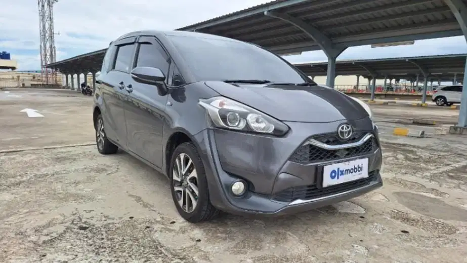 DP MURAH Toyota Sienta 1.5 V Bensin-AT 2020 Abu CKZCB