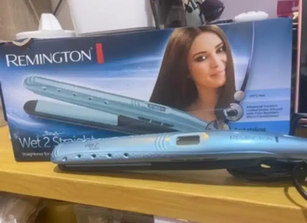 REMINGTON catokan pelurus rambut