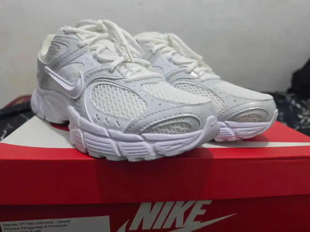 Nike V5 RNR White