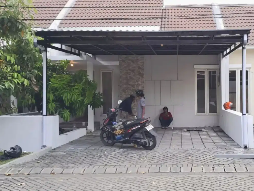 Dijual Rumah Lokasi Grand Deltasari Waru Sidoarjo