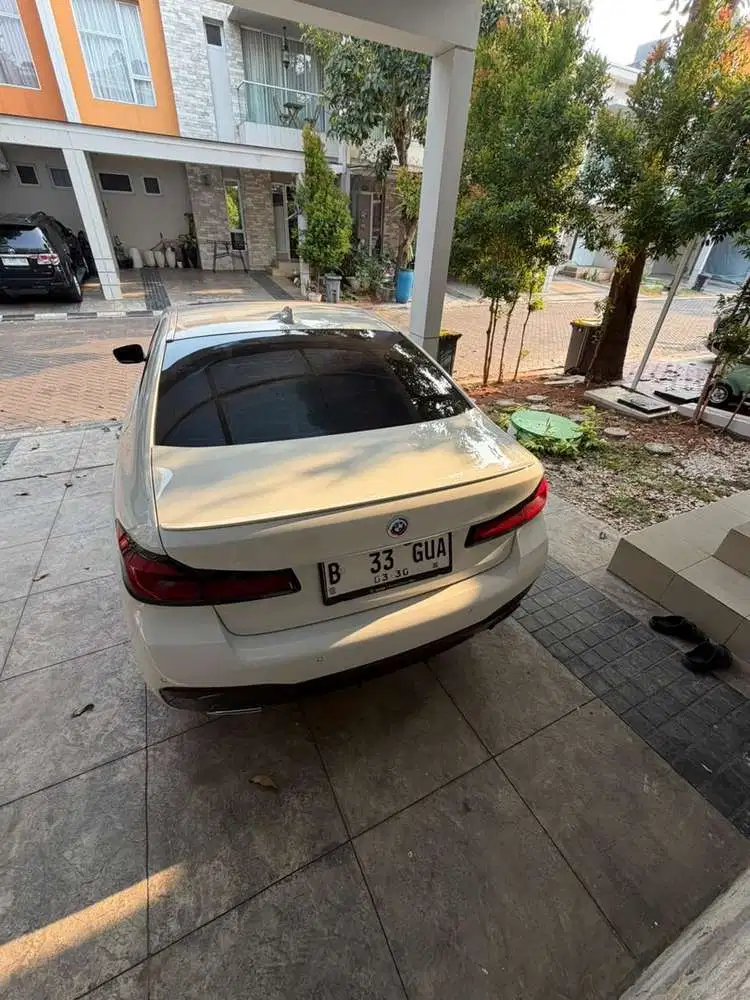 BMW 520i 2022 Bensin