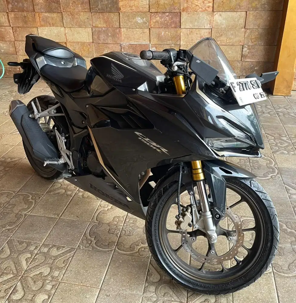 Honda CBR 150 Tahun 2023 Jarang Dipakai dari Baru
