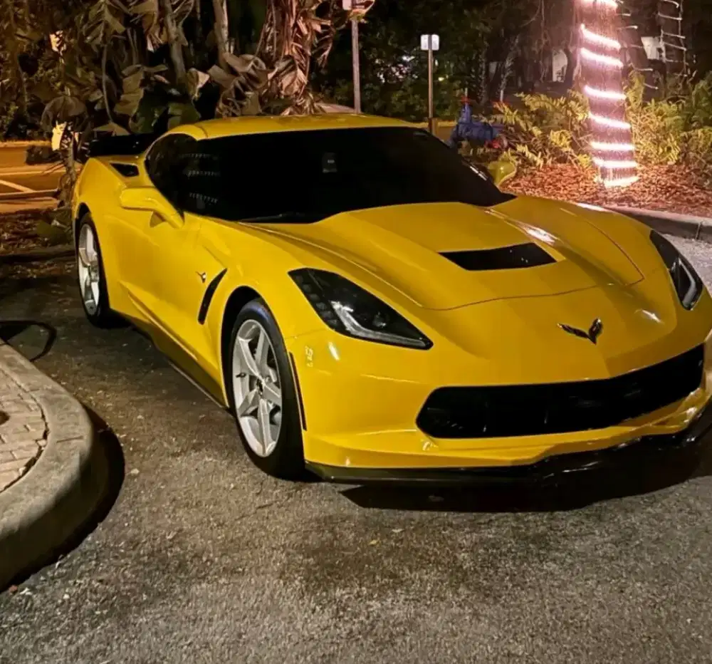 CHEVROLET CORVETTE STINGRAY 6.2 A/T
