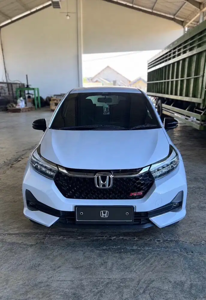 Honda Brio RS AT Kilometer Low