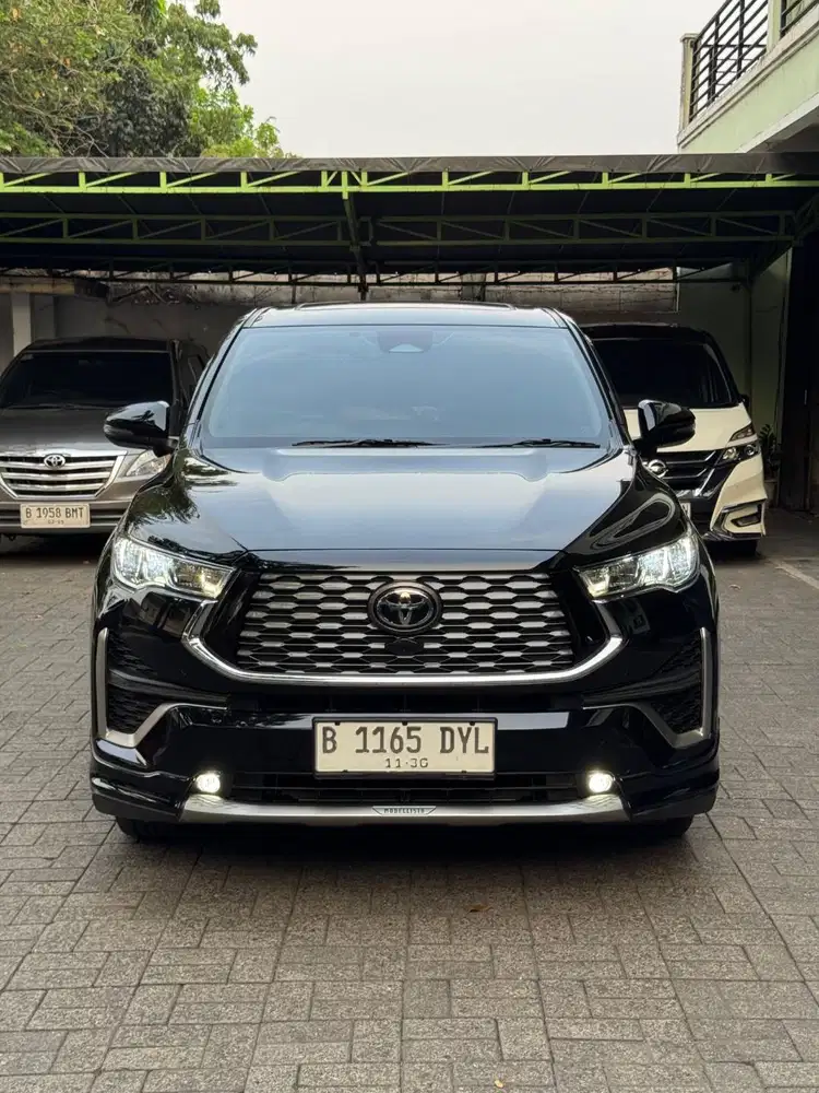 Jual Cash Toyota Innova Zenix 2.0 Q Hybrid Modelista 2025