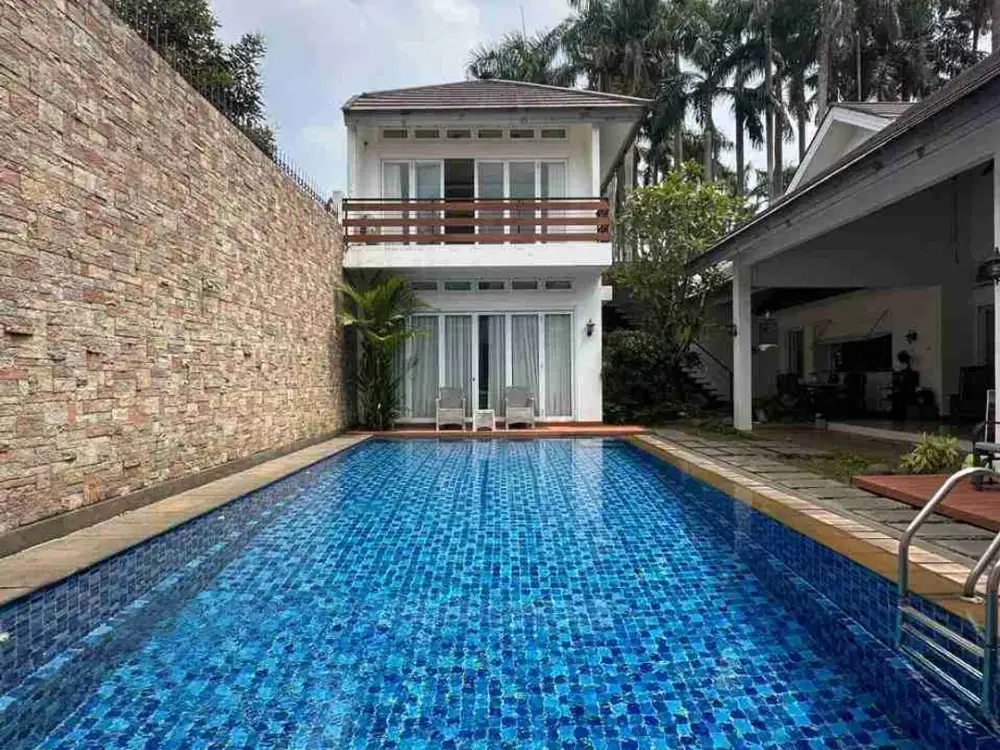 Bintaro Sektor 9 Modern Tropical House Lokasi Private Dalam Komplek
