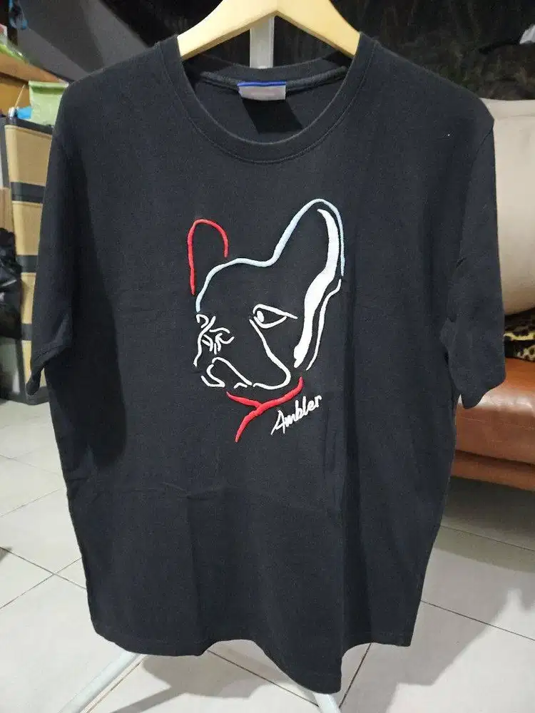 Ambler paris big logo bordir kaos baju size L