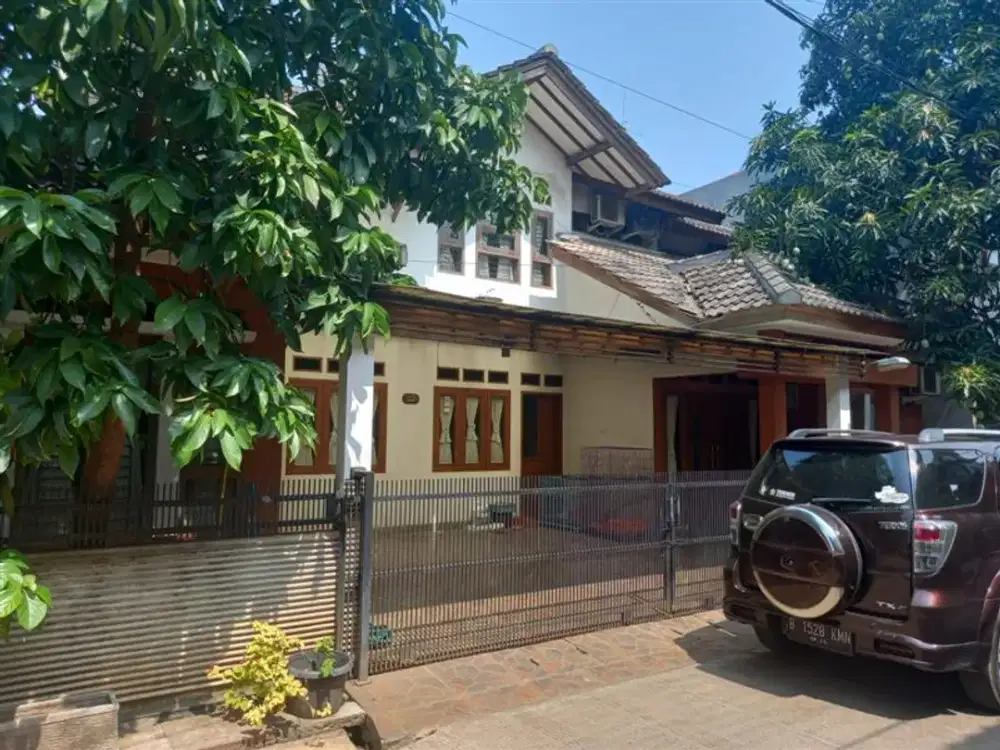 Dijual rumah gandeng 2 lantai Asri teduh dalam Perumahan Pondok Pekayon Indah Bekasi