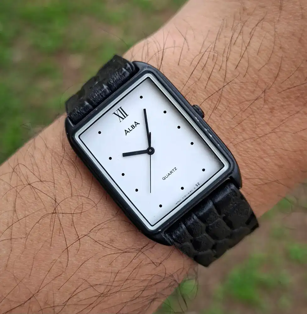 Alba tank watch