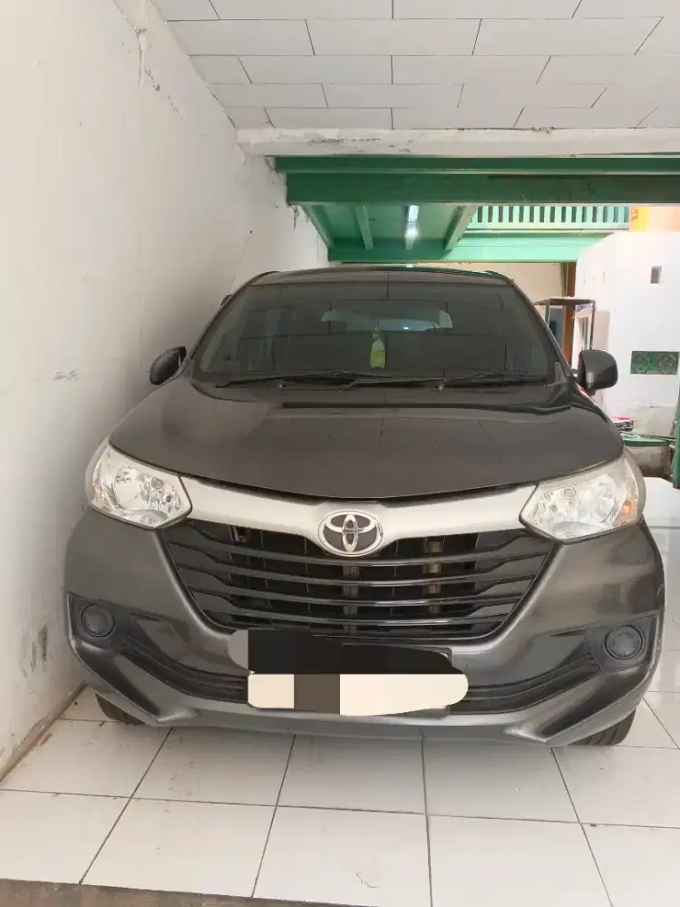 Toyota Avanza 1.3 E M/T tahun 2018