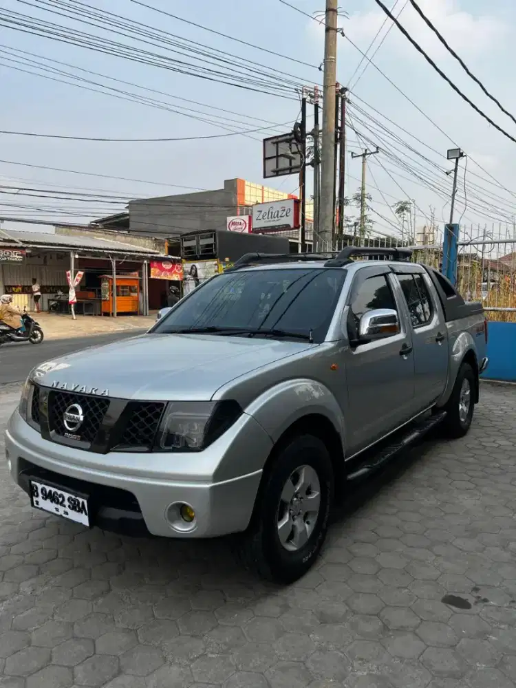 nisan navara frontier metic 2012