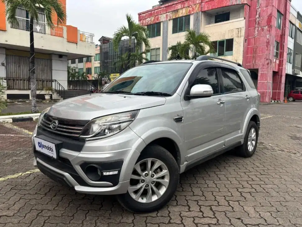 Daihatsu Terios 1.5 ADVENTURE R Bensin AT 2016 Silver