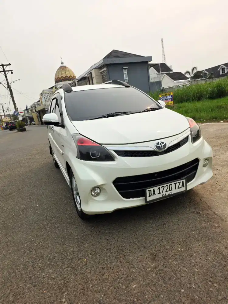 Avanza veloz MT 2012