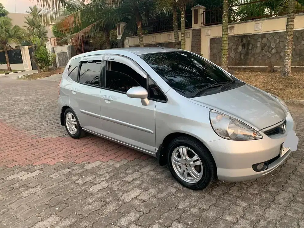 Dijual jazz 2004 idsi