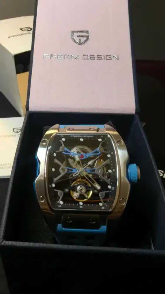 Jam Tangan A,utomatic
PAGANI DESIGN 42MM RAFAEL NADAL ( BARU / NEW )