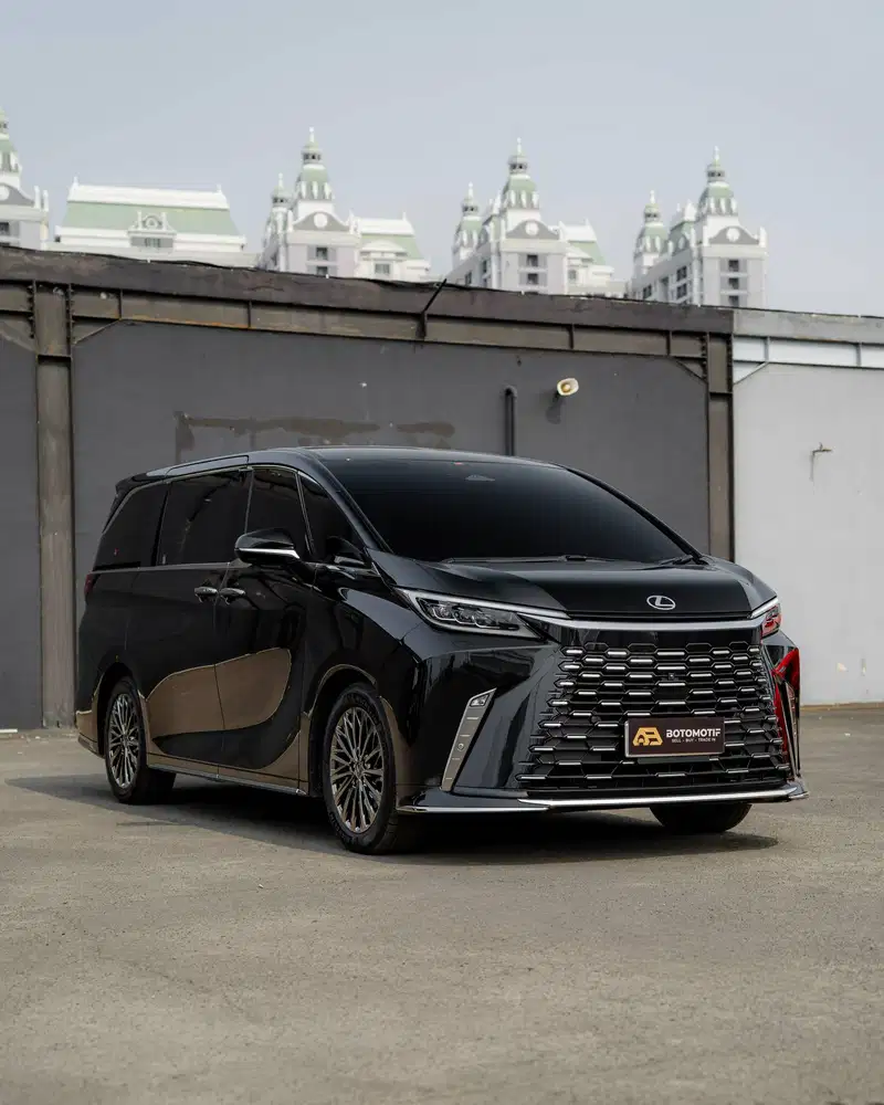Lexus LM350h 2.5 Hybrid AT Facelift 7-Seater 2024/2025 Black
