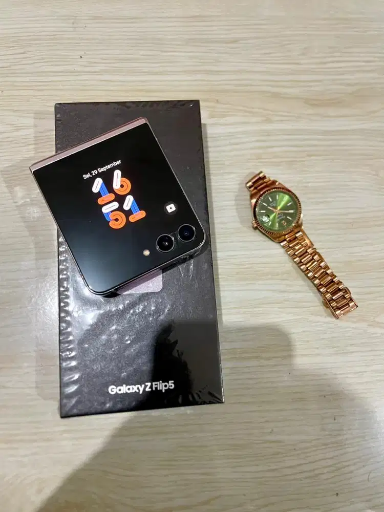 samsung z flip 5 8/256gb sein ( hp box )