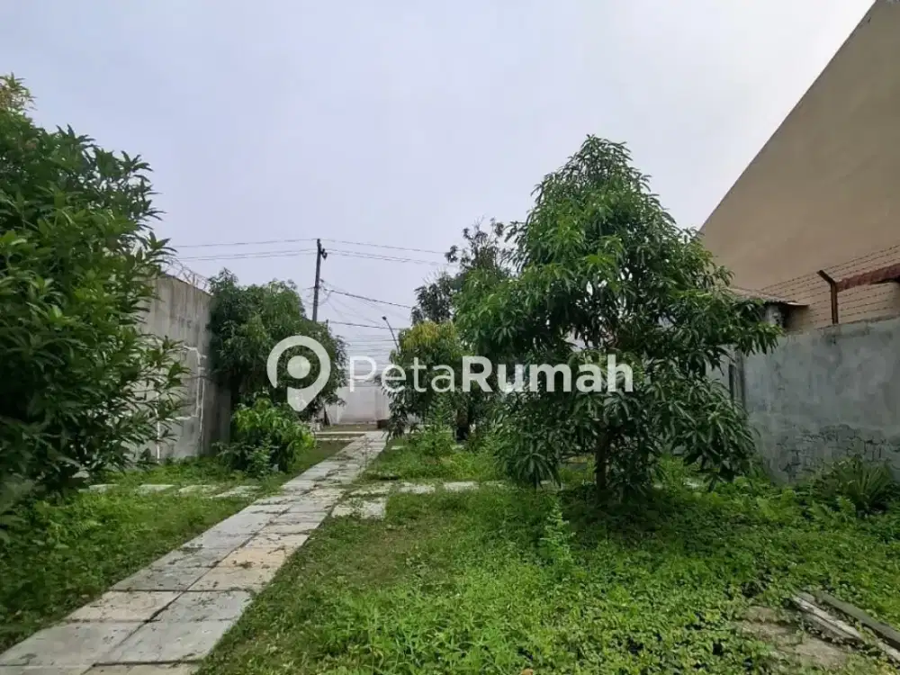 DIJUAL TANAH + BANGUNAN JALAN LETDA SUJONO - DAERAH TOL BANDAR SELAMAT (MEIRA)