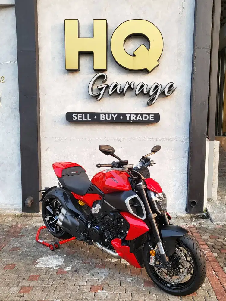 DUCATI DIAVEL V4 2023 BRAND NEW