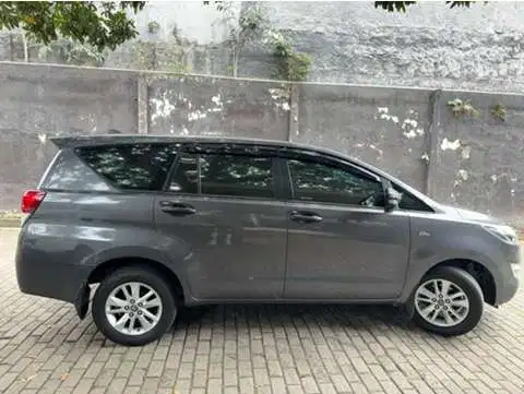 Toyota Kijang Innova 2018 Bensin