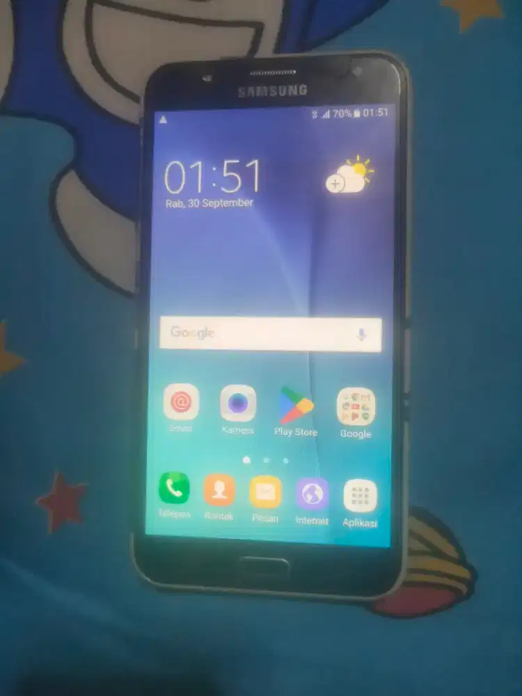 Samsung j7 ram 2/16