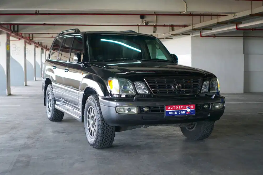 Toyota Land Cruiser Cygnus ( 2006 )