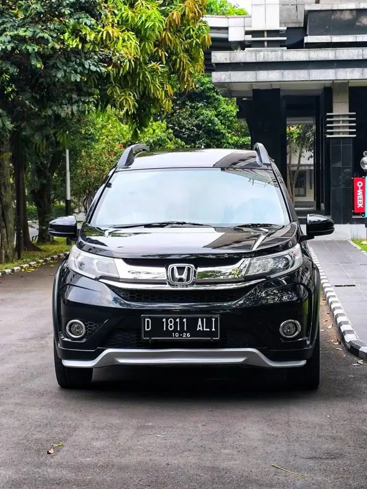 KM 19RB // HONDA NEW BR-V E PRESTIGE 1.5L AT 2016