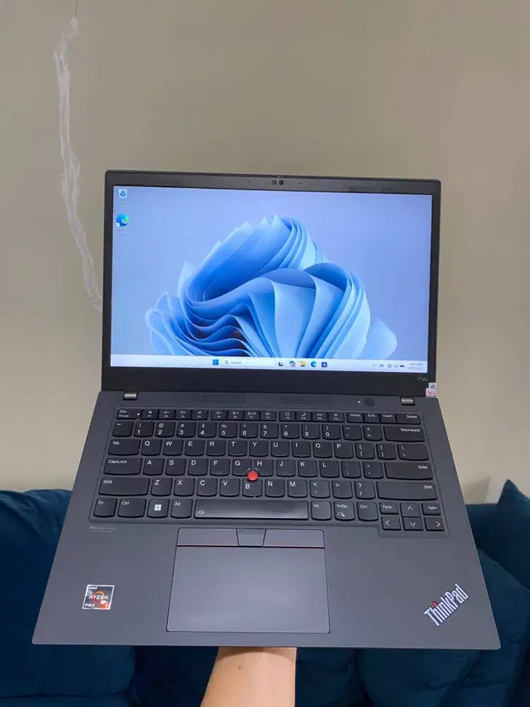 Lenovo Thinkpad T14s G2 TS RYZEN 5 5600U RAM 8GB SSD 256GB
