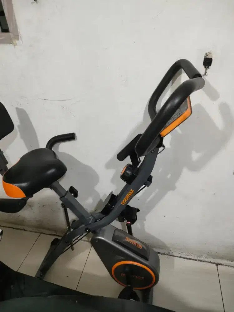 SEPEDA OLAHRAGA MERK BODIMAX