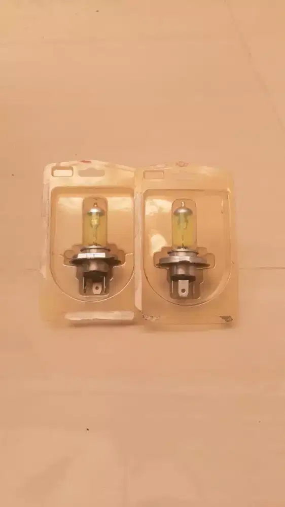 Bohlam Mobil H4 Kuning Segala Cuaca (Autovision)