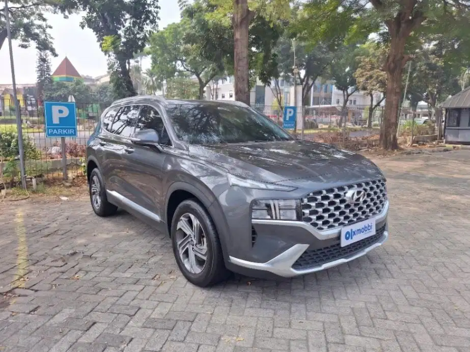 DP MURAH Hyundai Santa Fe 2.5 6AT Prime Bensin-AT 2023 Abu-Abu CPJUB