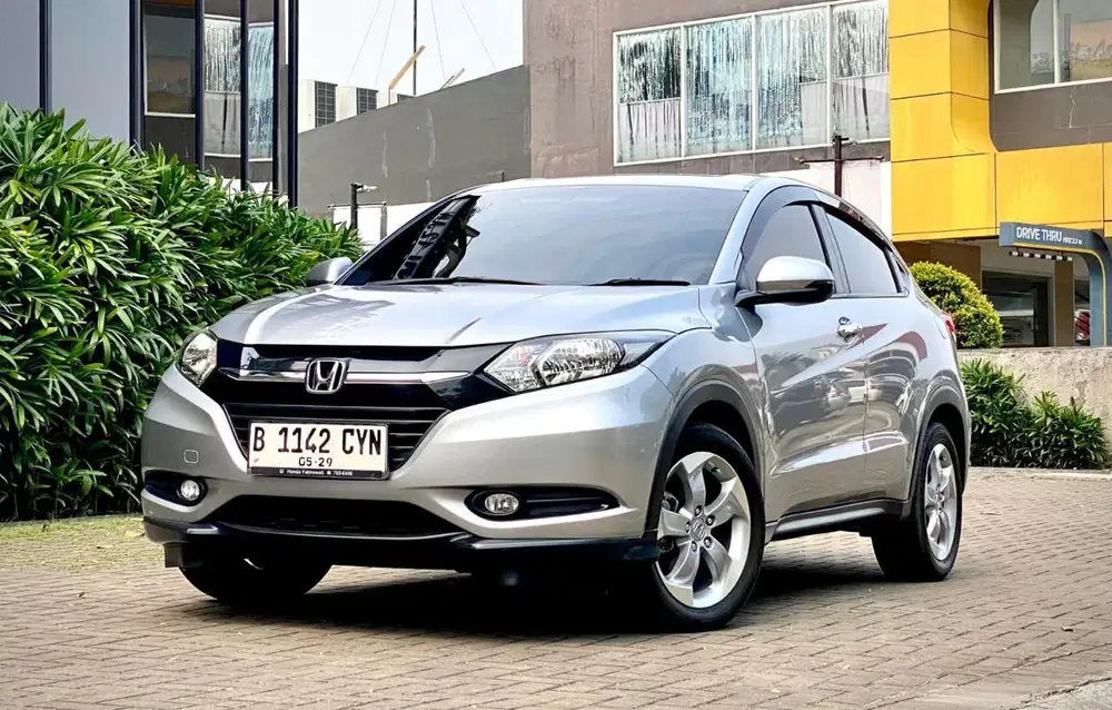 HRV 1.5 E 2018 KM LOW 25 JT BAWA PULANG MOBIL