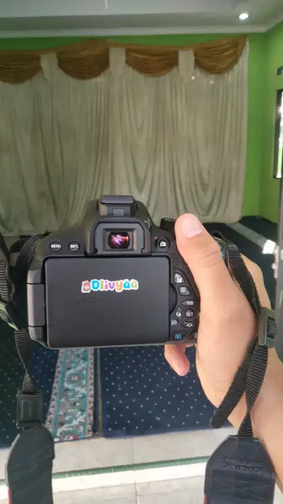 Canon EOS 700d lensa kit 18-55mm