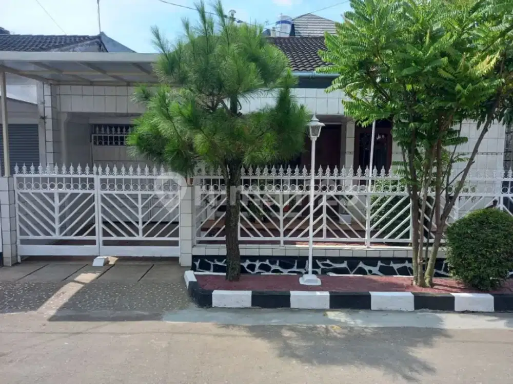 Rumah terawat siap huni dalam komplek soekarno hatta bandung