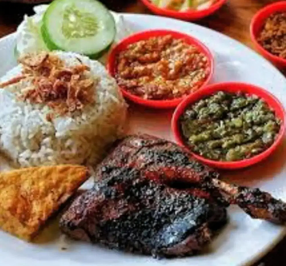 KOKI/CHEF MENCARI KERJA DI CAFE atw RESTO BARU YG MAU BUKA