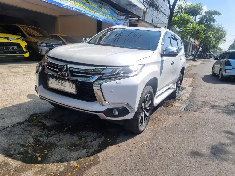 NEW PAJERO 2.5 SPORT DAKAR A/T 2019 PUTIH
