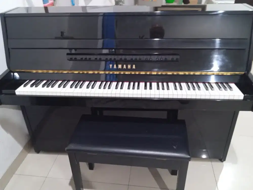 Jual piano Lu 90 J tidak dipakai lagi suara baik 14jt