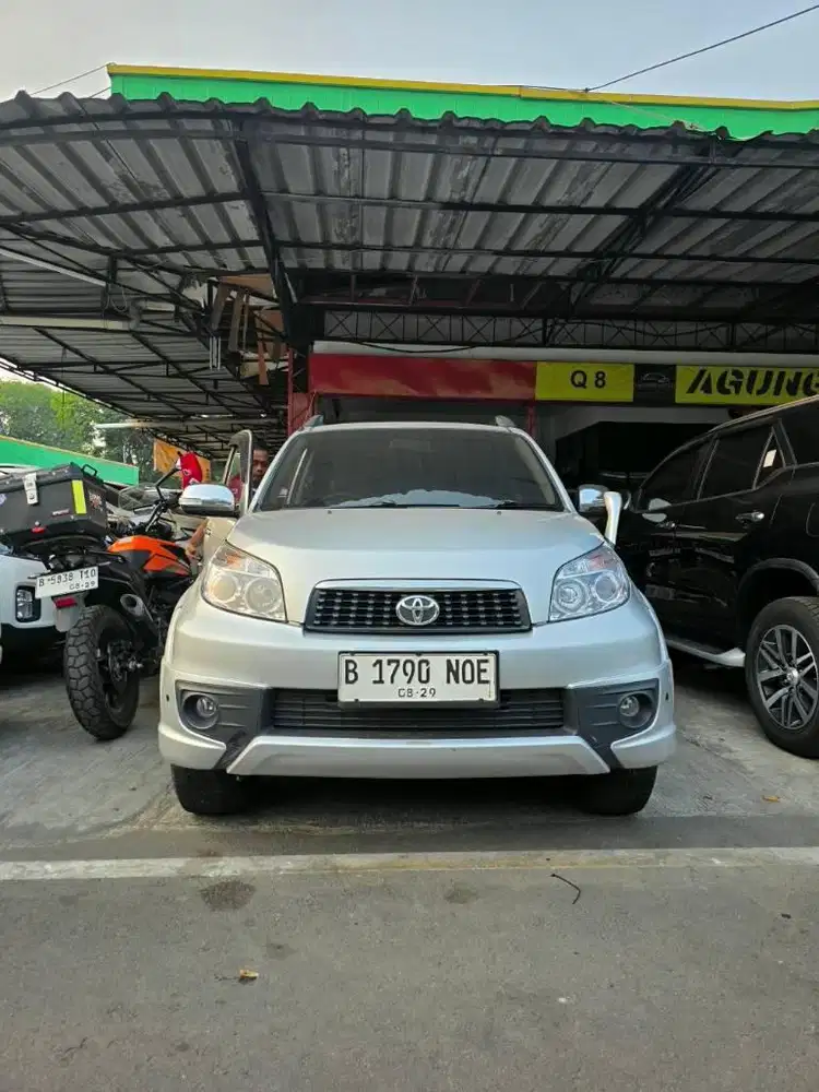 toyota Rush S TRD Manual