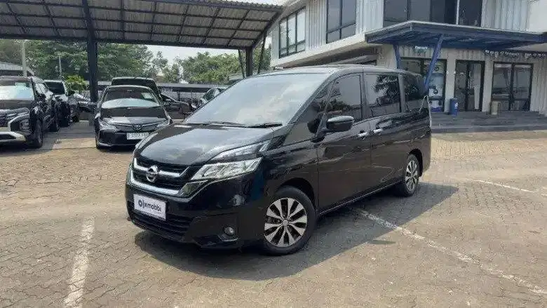 DP RENDAH - Nissan Serena 2.0 X Bensin-AT 2019