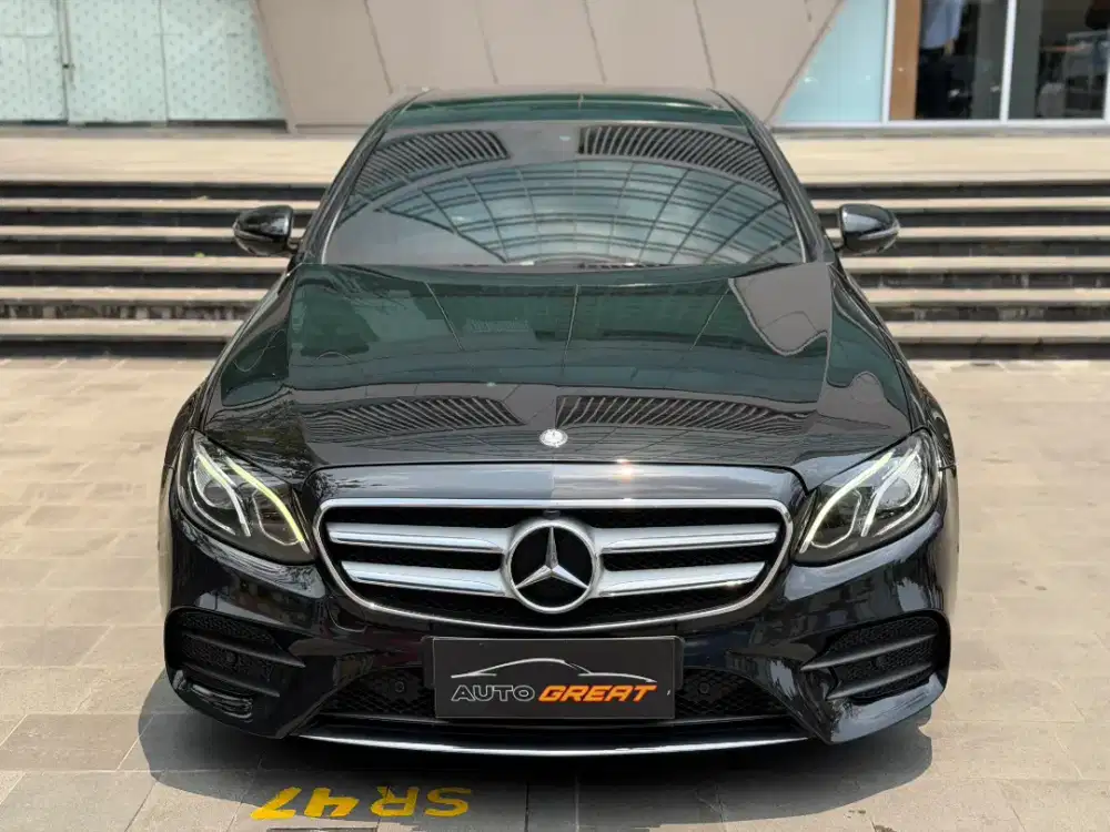 ELEGAN & MEWAH !! MERCEDES-BENZ E300 2.0 AMG LINE (W213) 2017 A/T