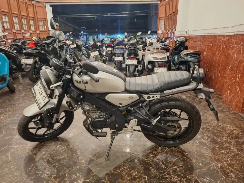 DP PROMO YAMAHA XSR 155 TH 2023 KM.5RB ASLI FULL ORISINIL MESIN ADEM